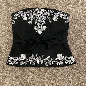 Beautifully embroidered black bustier size 6 from White House, Black market